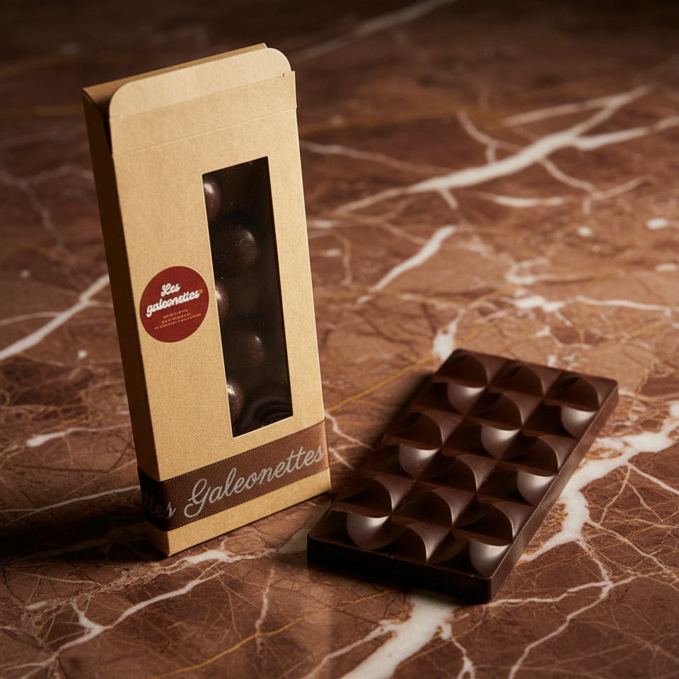 La tablette personnalisable - Chocolat noir 70%, toppings et message de son choix.